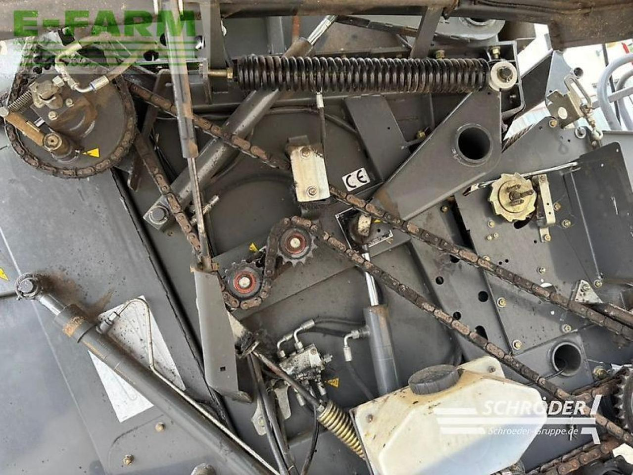 CLAAS variant 480 rc - Пресс-подборщик тюковый: фото 3 CLAAS variant 480 rc - Пресс-подборщик тюковый: фото 3