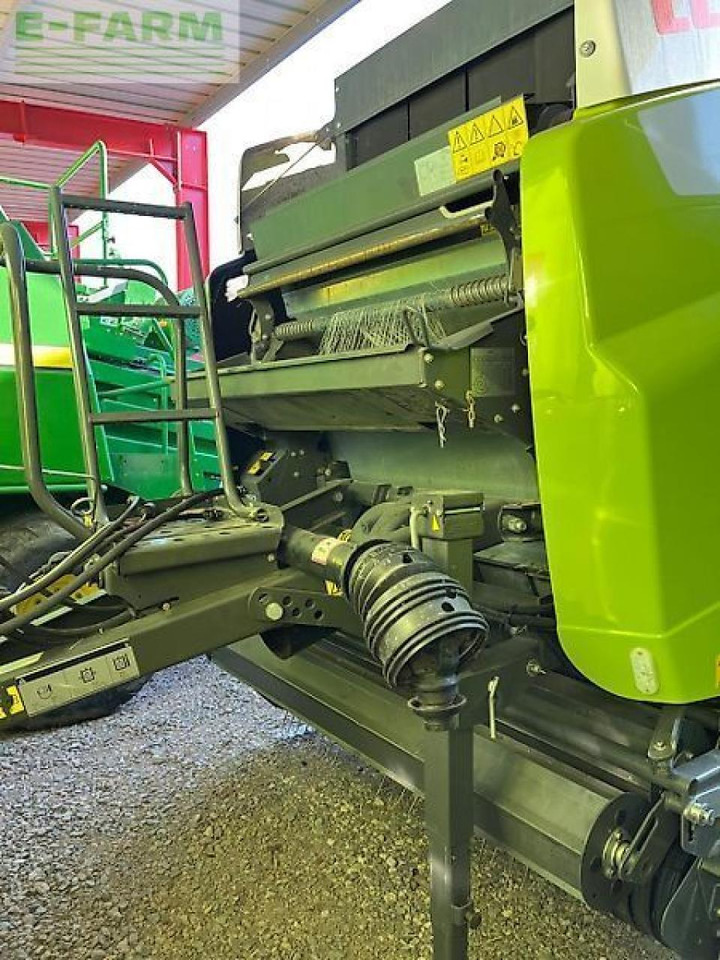 CLAAS variant 480 rc pro - Пресс-подборщик тюковый: фото 2 CLAAS variant 480 rc pro - Пресс-подборщик тюковый: фото 2