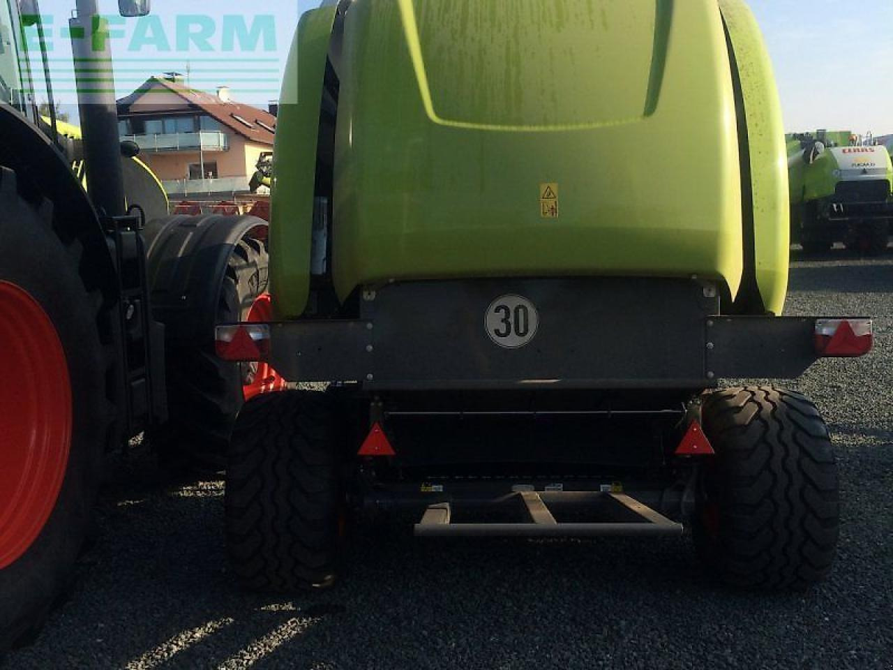 CLAAS variant 485 rc - Пресс-подборщик тюковый: фото 2 CLAAS variant 485 rc - Пресс-подборщик тюковый: фото 2