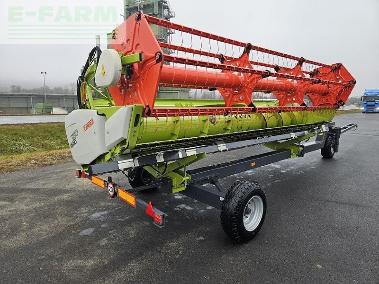 CLAAS vario 560 + rapstrenner + transportwagen - Жатка зерновая: фото 3 CLAAS vario 560 + rapstrenner + transportwagen - Жатка зерновая: фото 3
