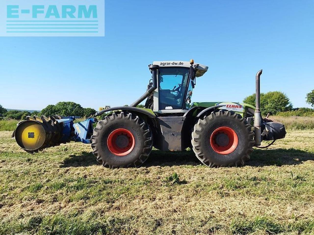 CLAAS xerion 3300 trac vc TRAC VC - Трактор: фото 2 CLAAS xerion 3300 trac vc TRAC VC - Трактор: фото 2