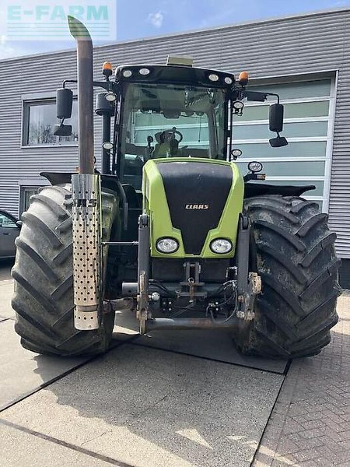 CLAAS xerion 3300 - Трактор: фото 2 CLAAS xerion 3300 - Трактор: фото 2