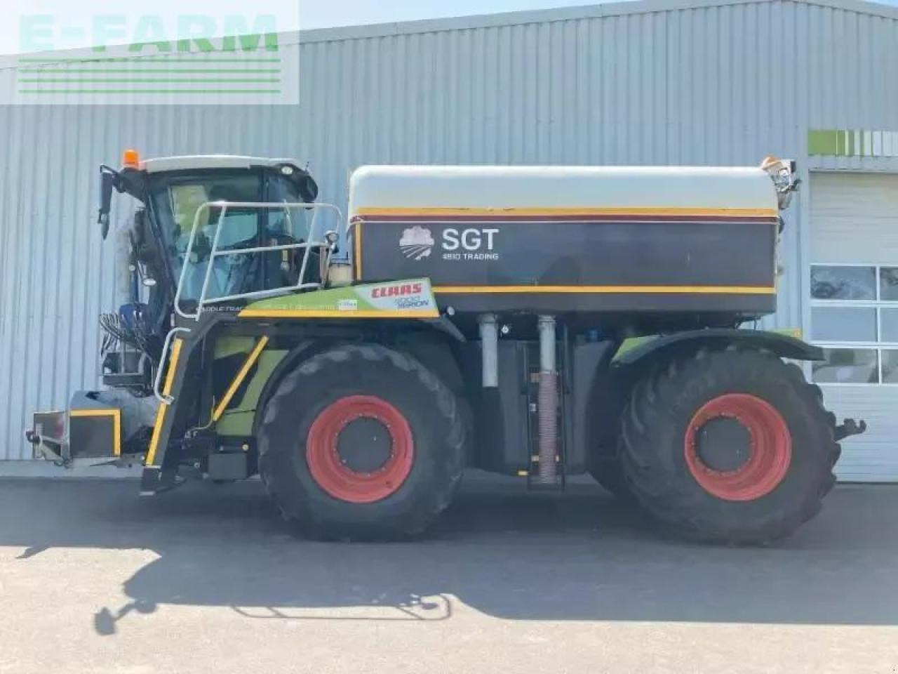 CLAAS xerion 4000 saddle trac SADDLE TRAC - Трактор: фото 4 CLAAS xerion 4000 saddle trac SADDLE TRAC - Трактор: фото 4