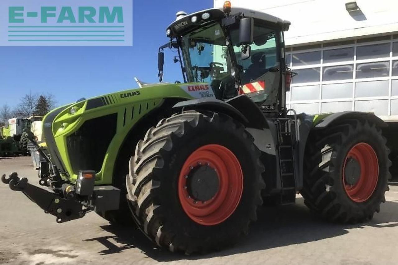 CLAAS xerion 4200 trac vc TRAC VC - Трактор: фото 1 CLAAS xerion 4200 trac vc TRAC VC - Трактор: фото 1