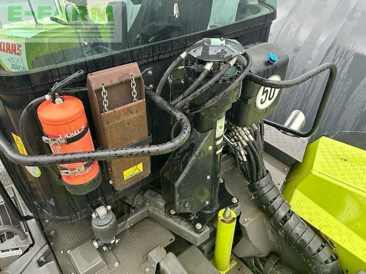 CLAAS xerion 4500 trac vc TRAC VC - Трактор: фото 2 CLAAS xerion 4500 trac vc TRAC VC - Трактор: фото 2