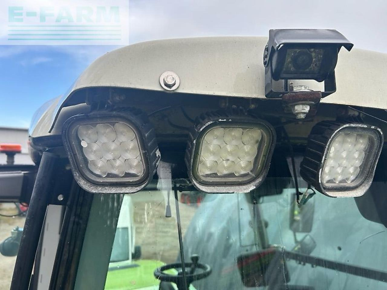CLAAS xerion 4500 trac vc TRAC VC - Трактор: фото 3 CLAAS xerion 4500 trac vc TRAC VC - Трактор: фото 3