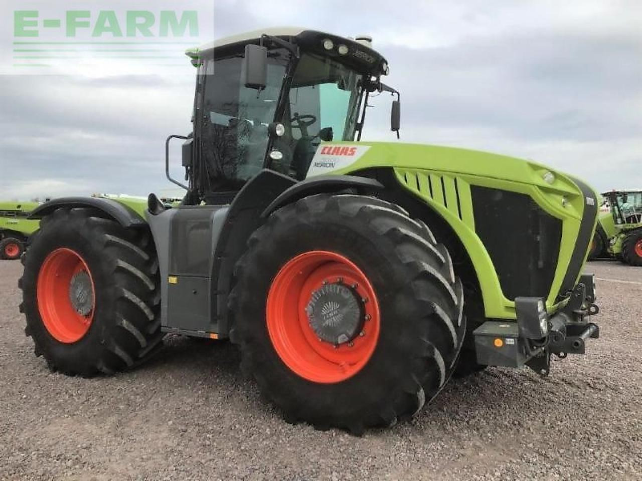 CLAAS xerion 5000 trac vc TRAC VC - Трактор: фото 3 CLAAS xerion 5000 trac vc TRAC VC - Трактор: фото 3