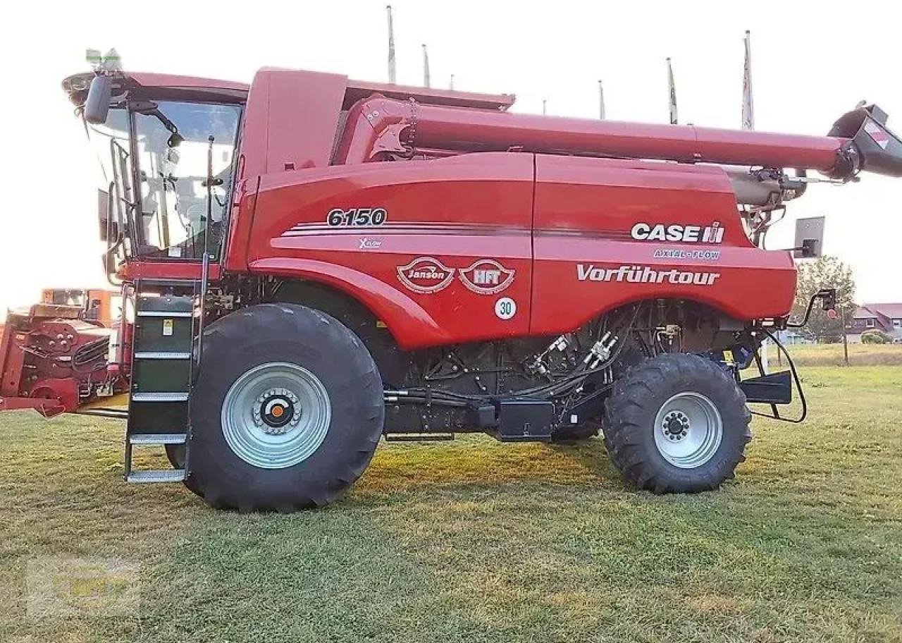 Case-IH axial-flow 6150 inkl. schneidwerk 7,62 m und wagen - Зерноуборочный комбайн: фото 2 Case-IH axial-flow 6150 inkl. schneidwerk 7,62 m und wagen - Зерноуборочный комбайн: фото 2