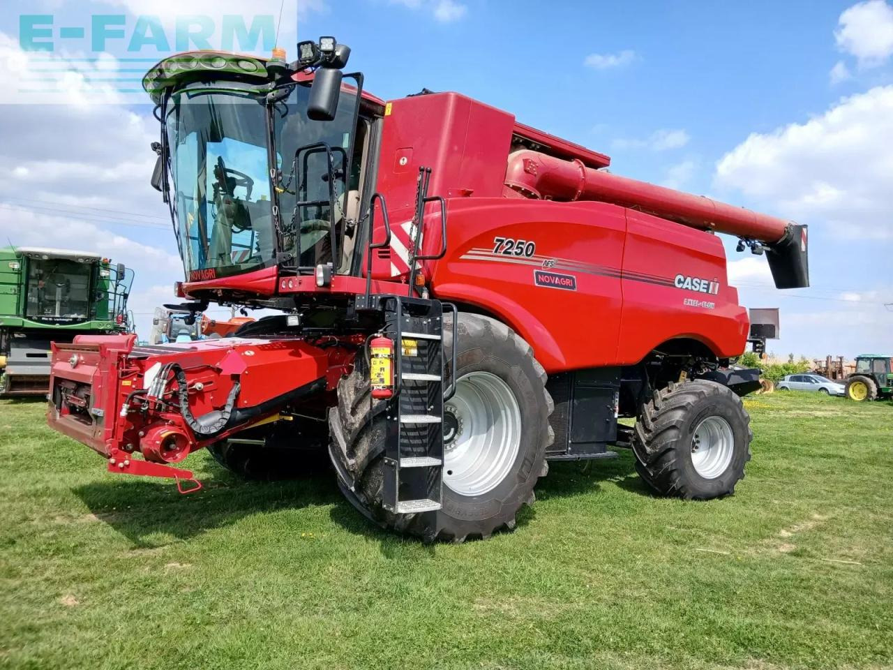Case-IH axial-flow 7250 - Зерноуборочный комбайн: фото 2 Case-IH axial-flow 7250 - Зерноуборочный комбайн: фото 2