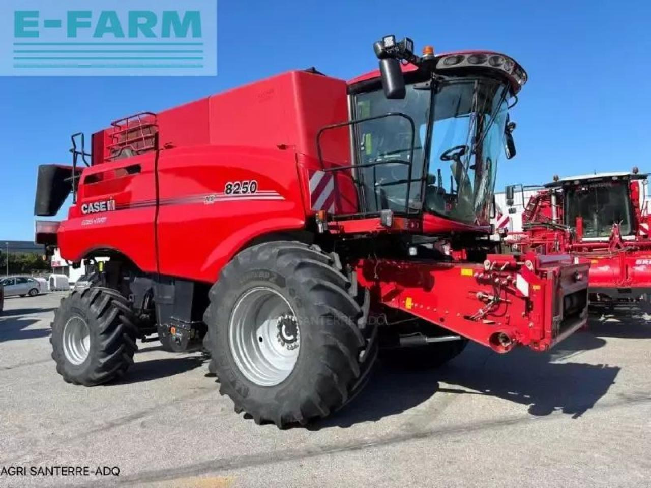 Case-IH axial-flow 8250 - Зерноуборочный комбайн: фото 1 Case-IH axial-flow 8250 - Зерноуборочный комбайн: фото 1