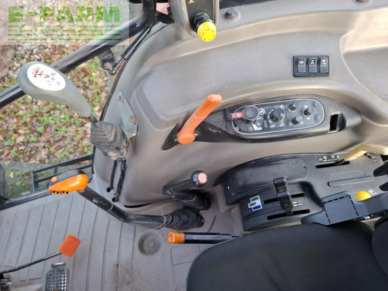 Трактор Case-IH jxu 1090: фото 19 Трактор Case-IH jxu 1090: фото 19