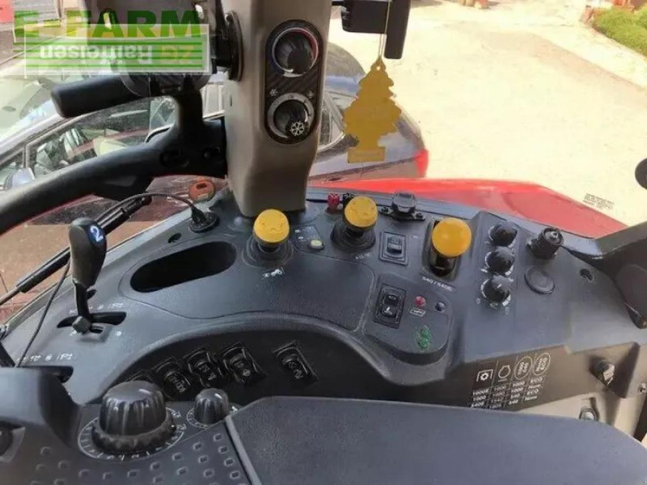 Case-IH luxxum 120 - Трактор: фото 5 Case-IH luxxum 120 - Трактор: фото 5