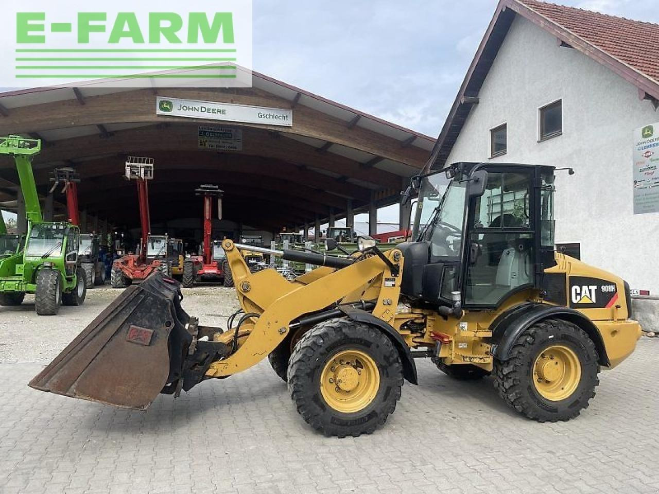 Caterpillar 908 h - Мини-экскаватор: фото 2 Caterpillar 908 h - Мини-экскаватор: фото 2