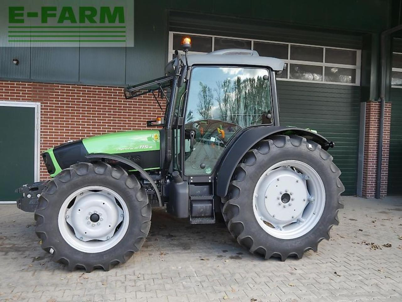 Deutz-Fahr agrofarm 115 - Трактор: фото 4 Deutz-Fahr agrofarm 115 - Трактор: фото 4
