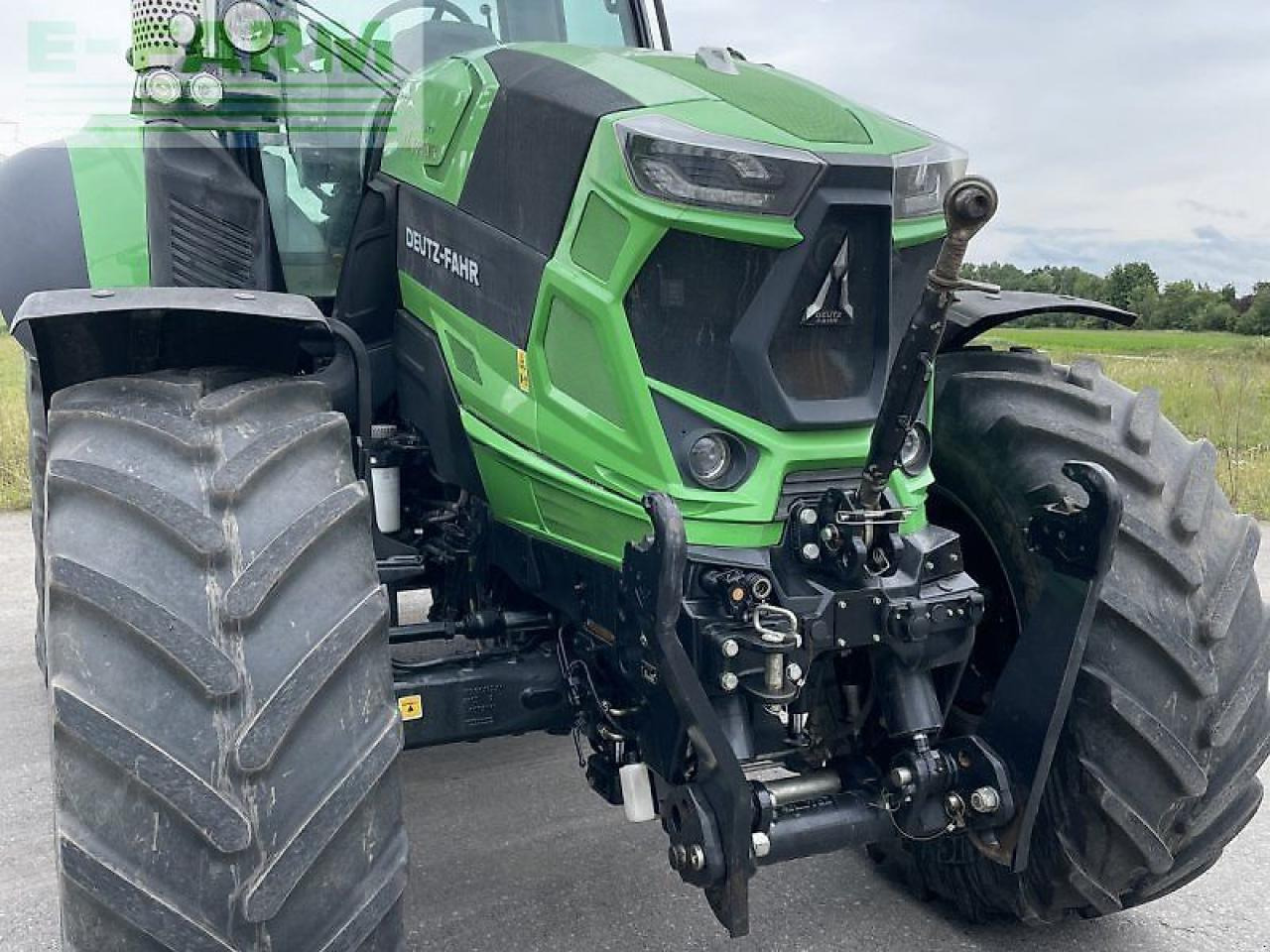 Deutz-Fahr agtrotron 6215ttv TTV - Трактор: фото 3 Deutz-Fahr agtrotron 6215ttv TTV - Трактор: фото 3