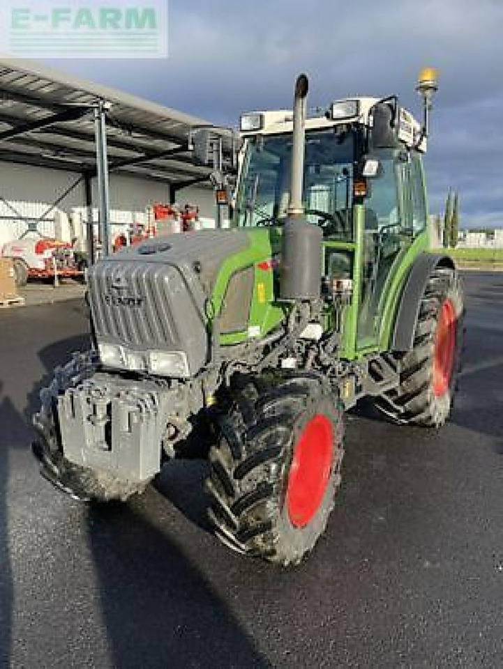 Fendt 211f - Трактор: фото 1 Fendt 211f - Трактор: фото 1
