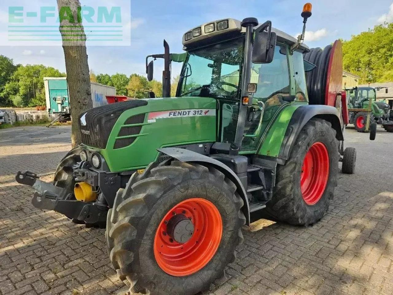 Fendt 312 vario ( 310 311 313 ) - Трактор: фото 1 Fendt 312 vario ( 310 311 313 ) - Трактор: фото 1