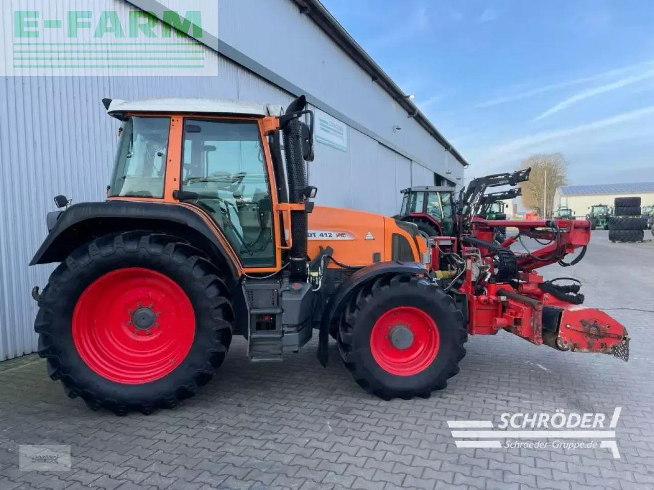 Fendt 412 vario tms + dücker una 500 - Трактор: фото 2 Fendt 412 vario tms + dücker una 500 - Трактор: фото 2