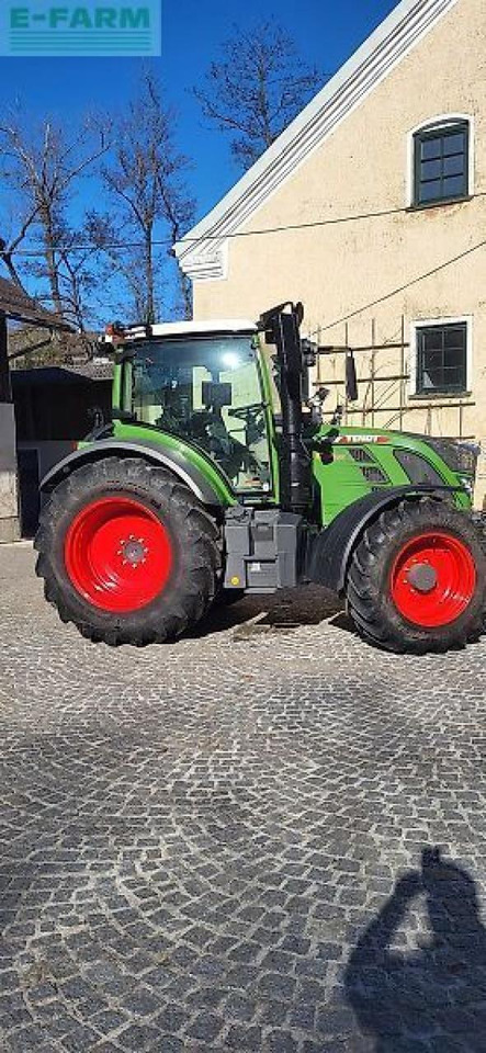 Fendt 516 vario profi fendtone Profi - Трактор: фото 2 Fendt 516 vario profi fendtone Profi - Трактор: фото 2