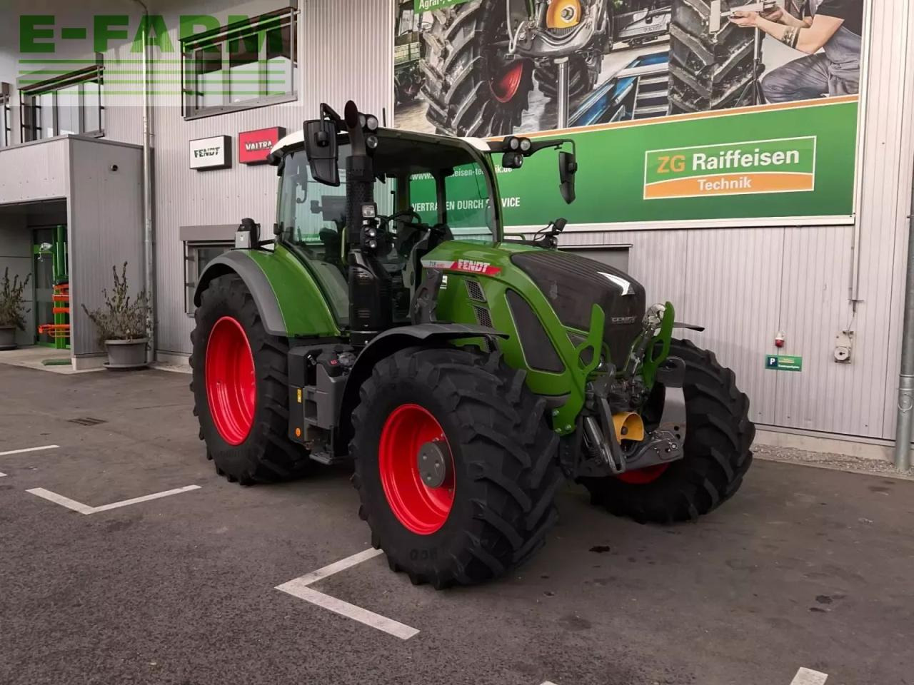 Fendt 718 gen6 power plus setting 2 mit rtk - Трактор: фото 4 Fendt 718 gen6 power plus setting 2 mit rtk - Трактор: фото 4