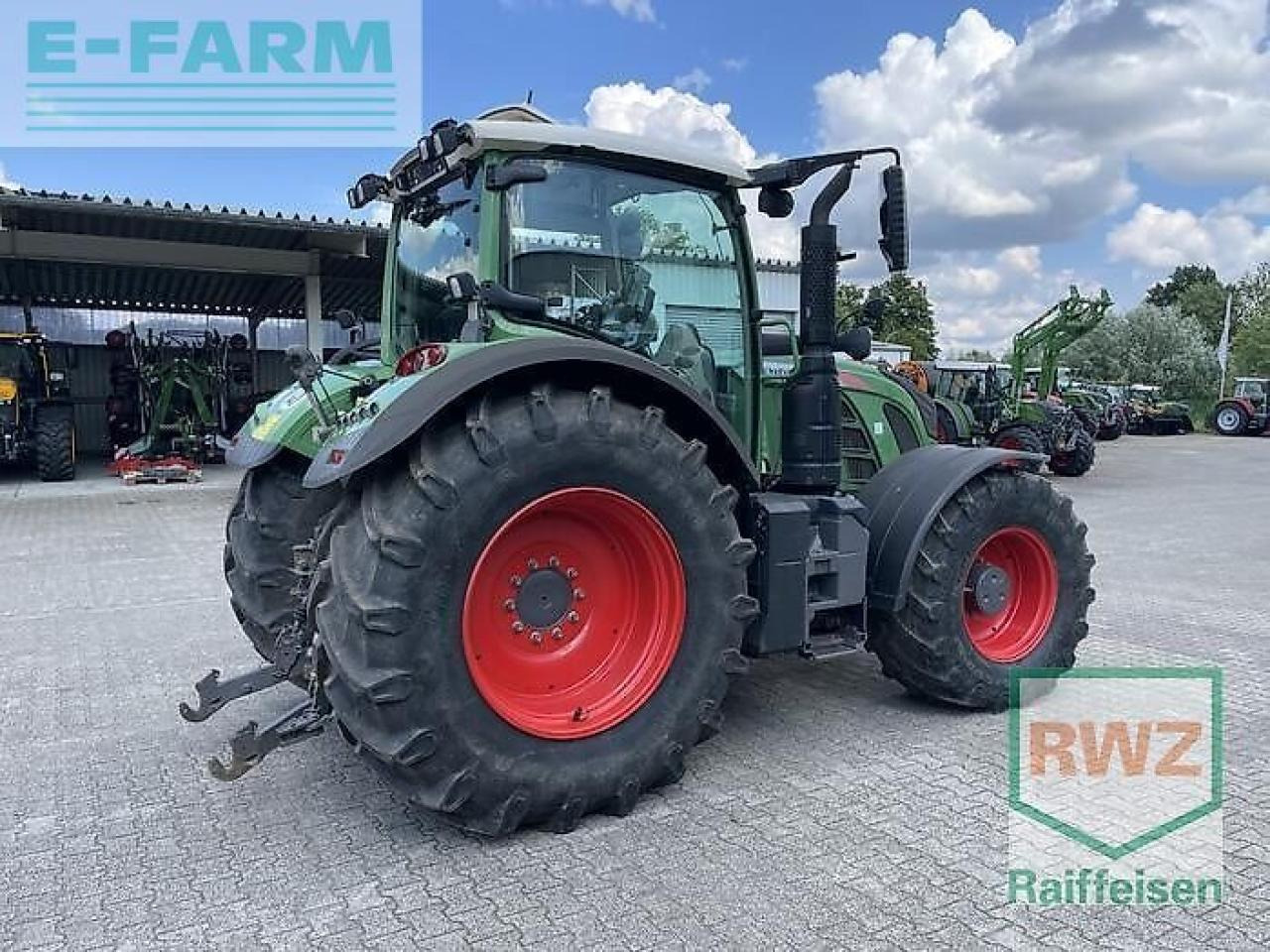 Fendt 718 profi-plus s 4 vario ProfiPlus - Трактор: фото 3 Fendt 718 profi-plus s 4 vario ProfiPlus - Трактор: фото 3