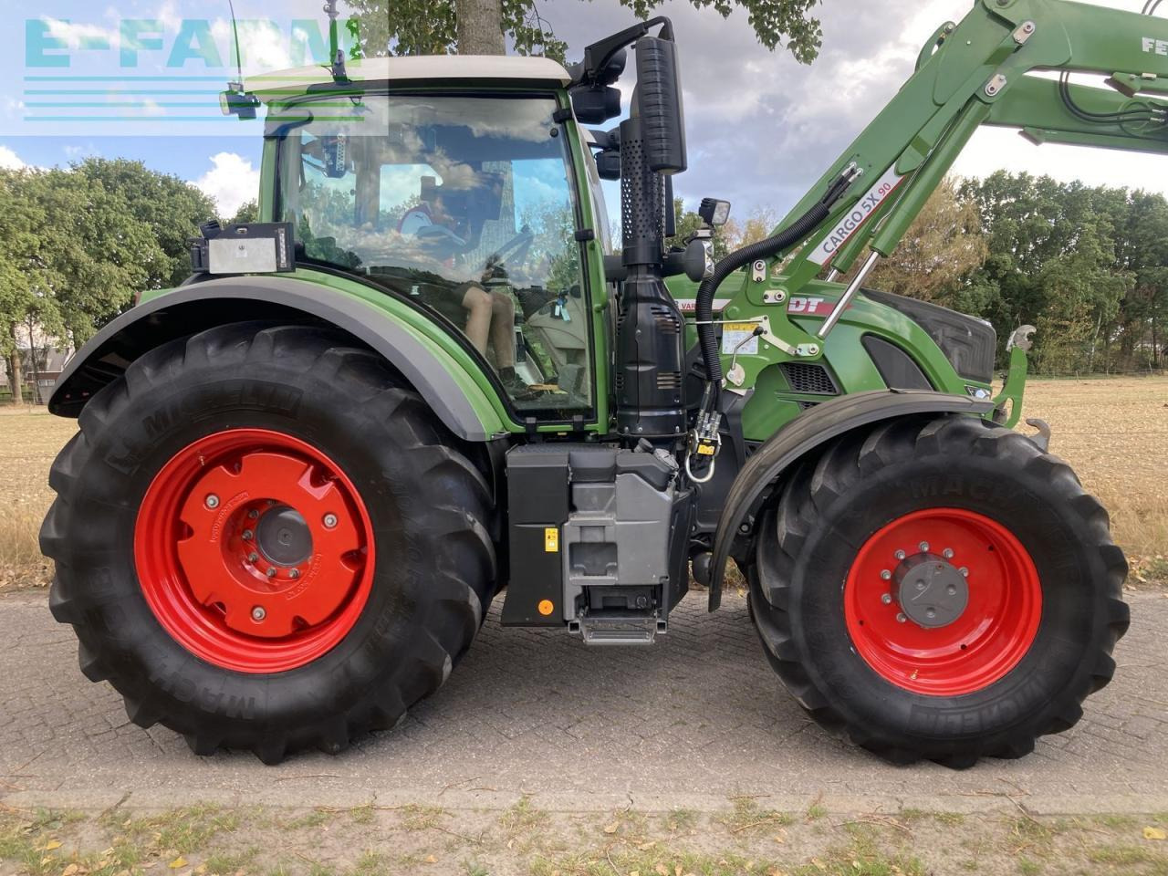 Fendt 718 vario profi+ ProfiPlus - Трактор: фото 3 Fendt 718 vario profi+ ProfiPlus - Трактор: фото 3