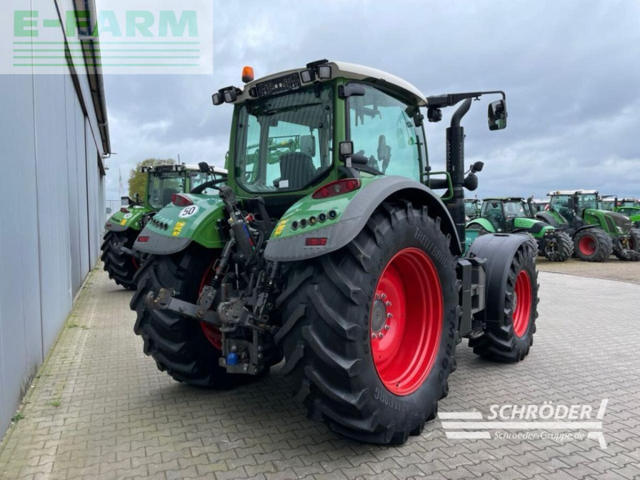 Fendt 720 vario s4 profi plus ProfiPlus - Трактор: фото 3 Fendt 720 vario s4 profi plus ProfiPlus - Трактор: фото 3