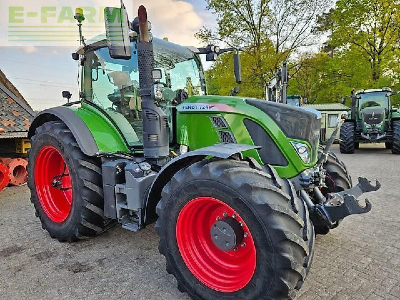 Fendt 724 s4 profi plus (718 720 722 ) - Трактор: фото 5 Fendt 724 s4 profi plus (718 720 722 ) - Трактор: фото 5