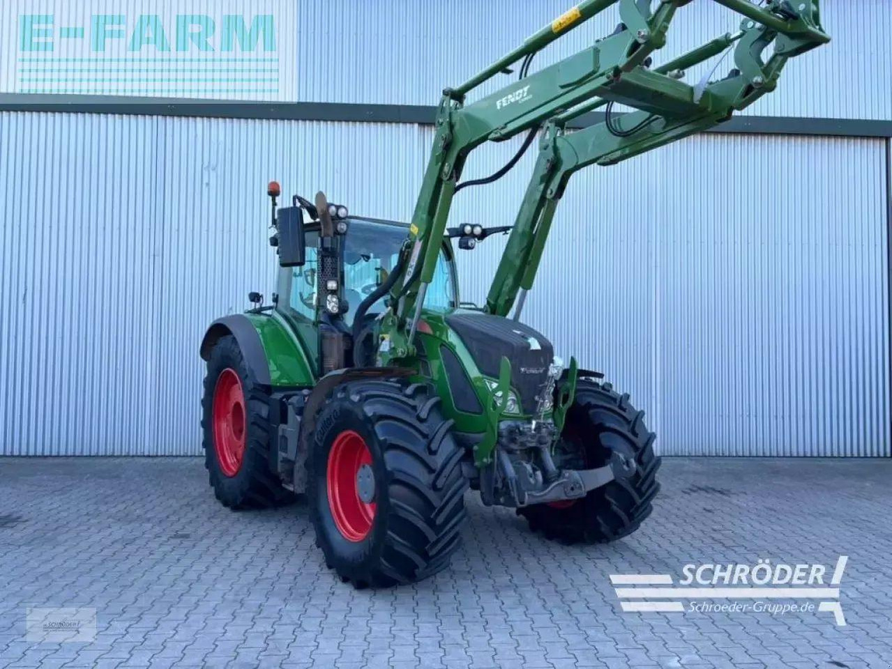 Fendt 724 vario s4 profi plus ProfiPlus - Трактор: фото 1 Fendt 724 vario s4 profi plus ProfiPlus - Трактор: фото 1