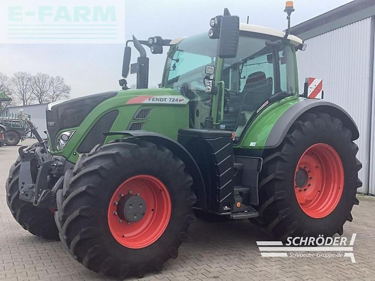 Fendt 724 vario s4 profi plus ProfiPlus - Трактор: фото 1 Fendt 724 vario s4 profi plus ProfiPlus - Трактор: фото 1