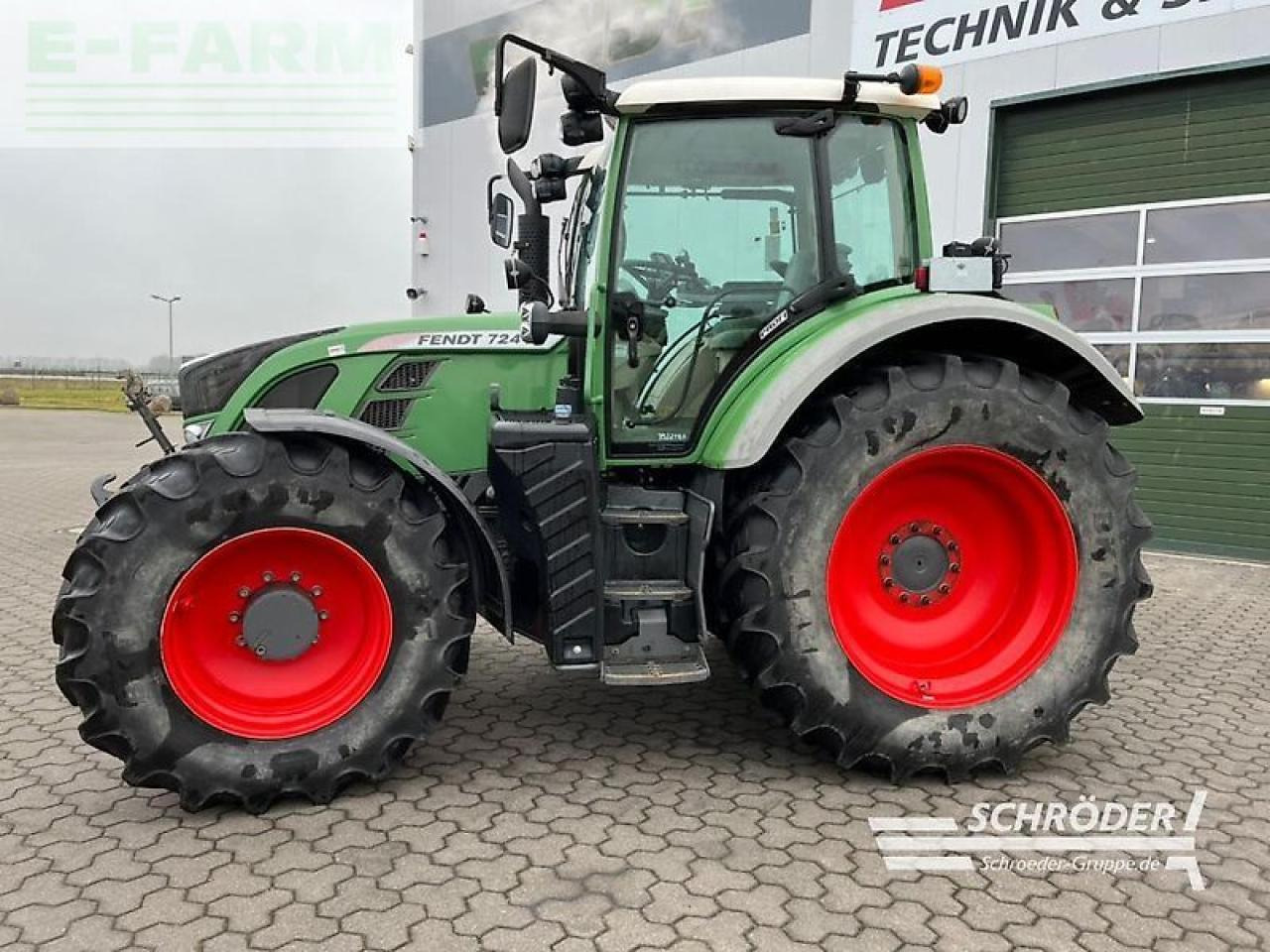 Fendt 724 vario scr profi Profi - Трактор: фото 2 Fendt 724 vario scr profi Profi - Трактор: фото 2