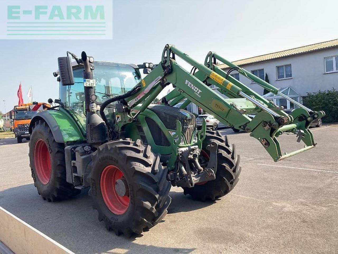 Fendt 724 vario tms profi plus mit frontlader ProfiPlus - Трактор: фото 1 Fendt 724 vario tms profi plus mit frontlader ProfiPlus - Трактор: фото 1
