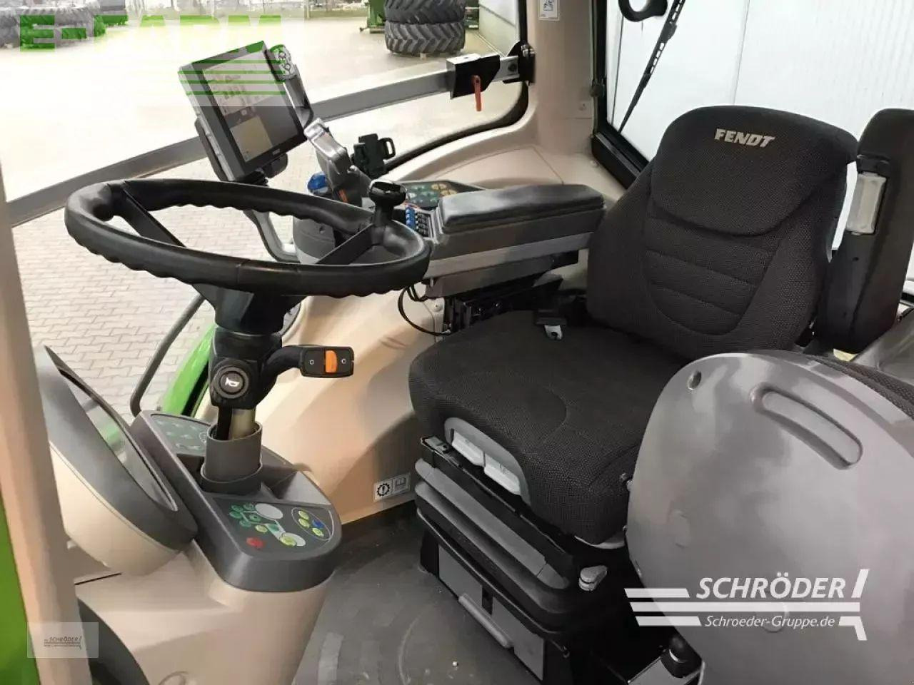 Fendt 824 s4 profi plus - Трактор: фото 5 Fendt 824 s4 profi plus - Трактор: фото 5