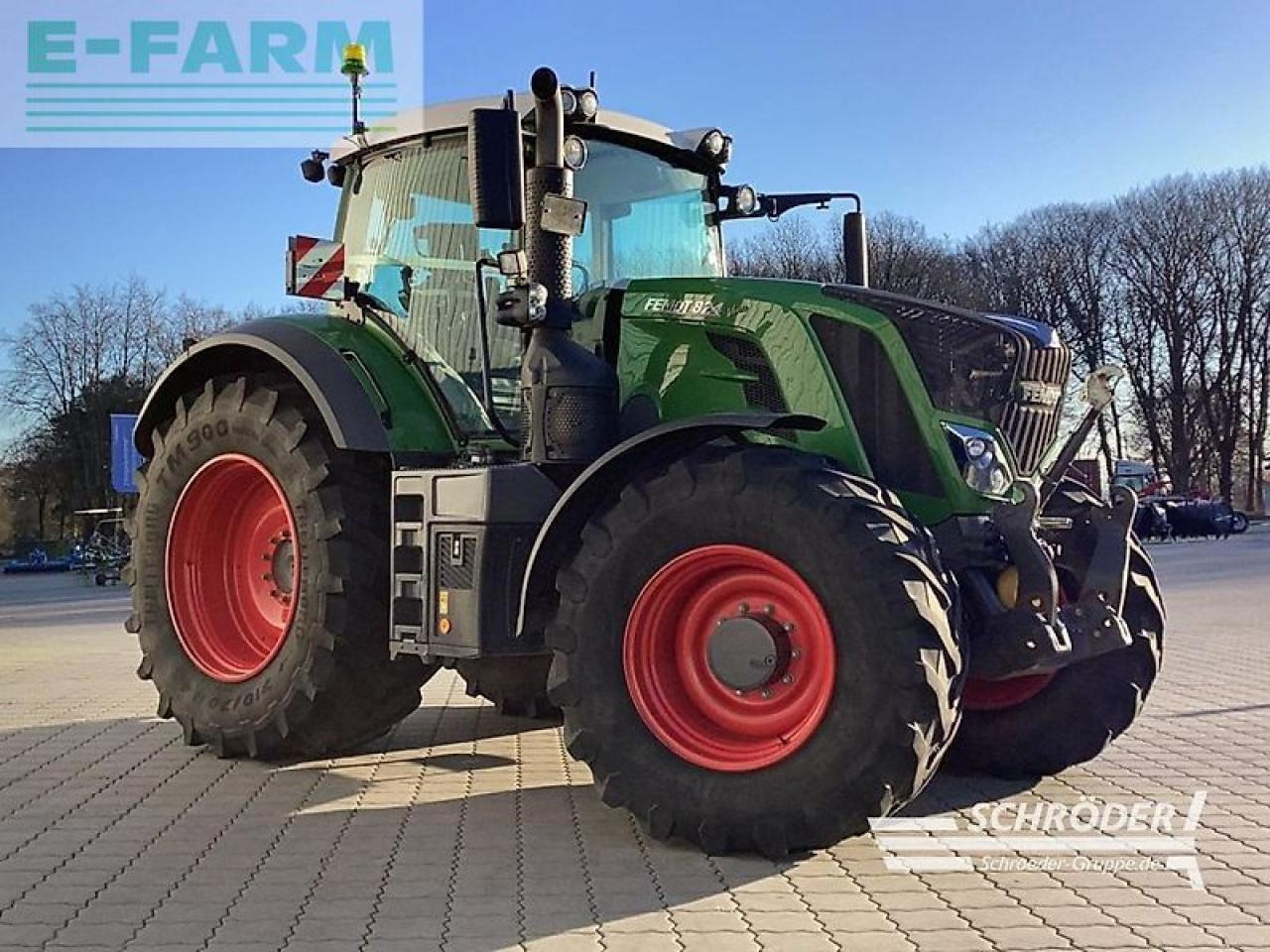 Fendt 824 vario s4 profi plus ProfiPlus - Трактор: фото 4 Fendt 824 vario s4 profi plus ProfiPlus - Трактор: фото 4