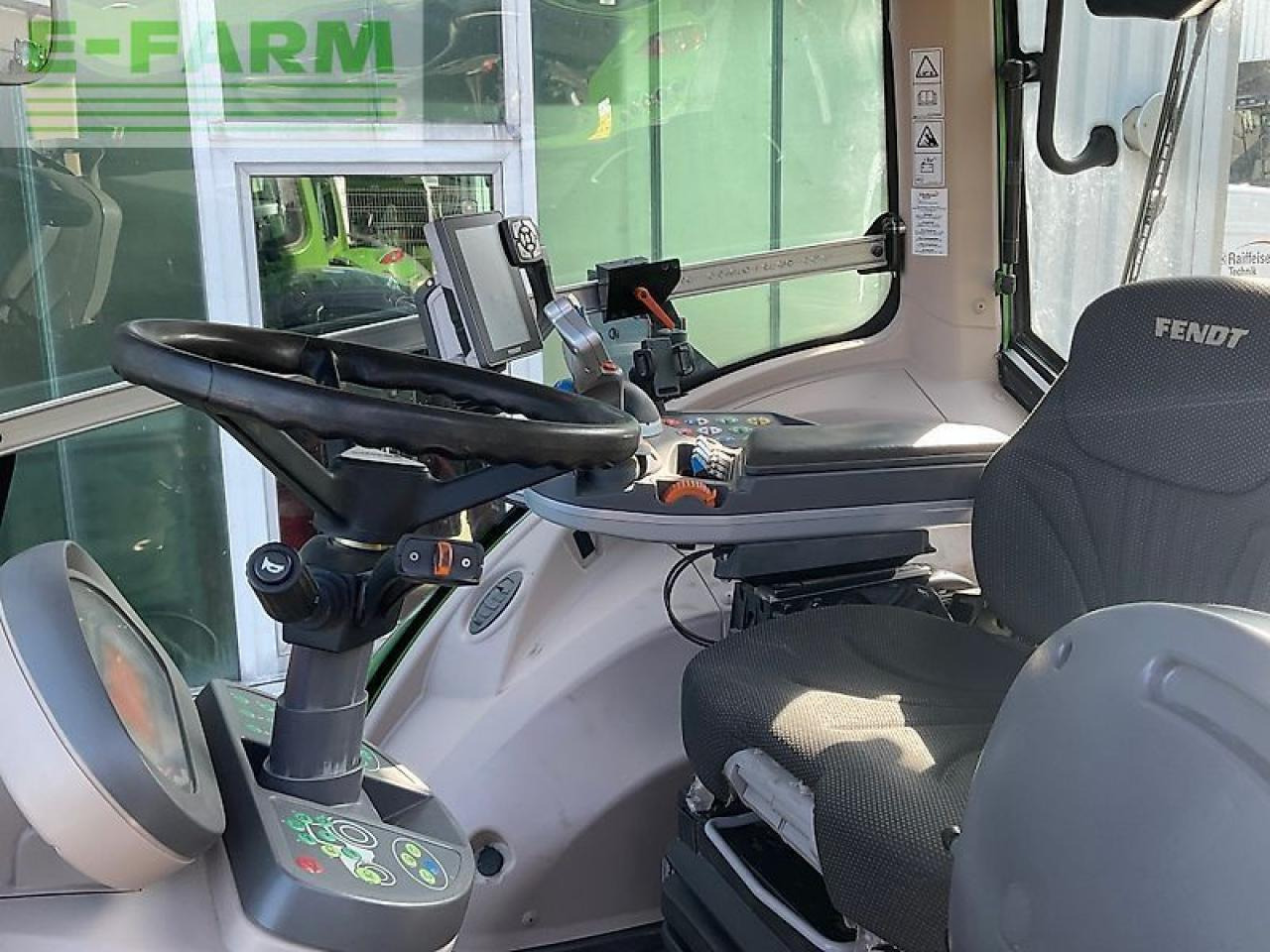 Fendt 828 s4 - Трактор: фото 5 Fendt 828 s4 - Трактор: фото 5