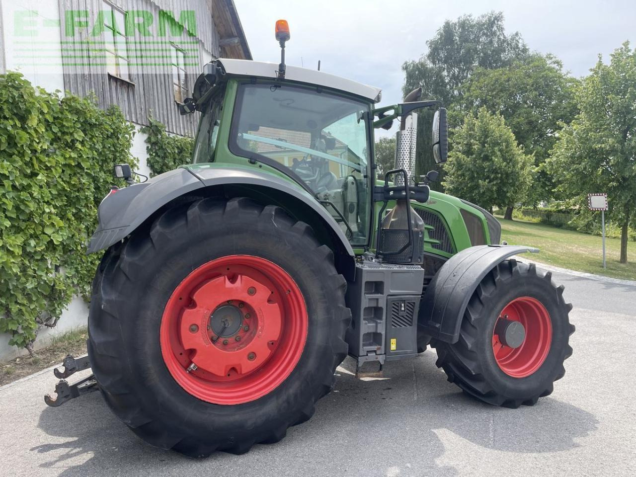Fendt 828 vario 2014 - Трактор: фото 5 Fendt 828 vario 2014 - Трактор: фото 5