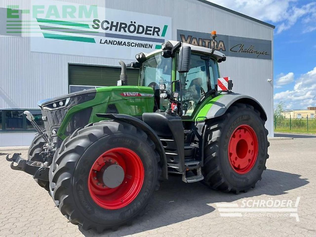 Fendt 942 vario gen7 profi plus - Трактор: фото 1 Fendt 942 vario gen7 profi plus - Трактор: фото 1