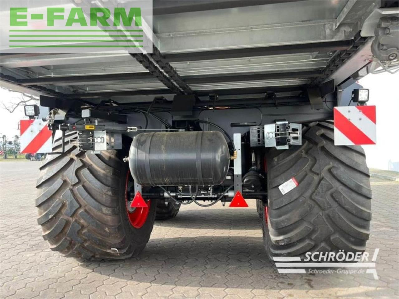 Самозагружающийся прицеп Fendt tigo 75 xr: фото 7