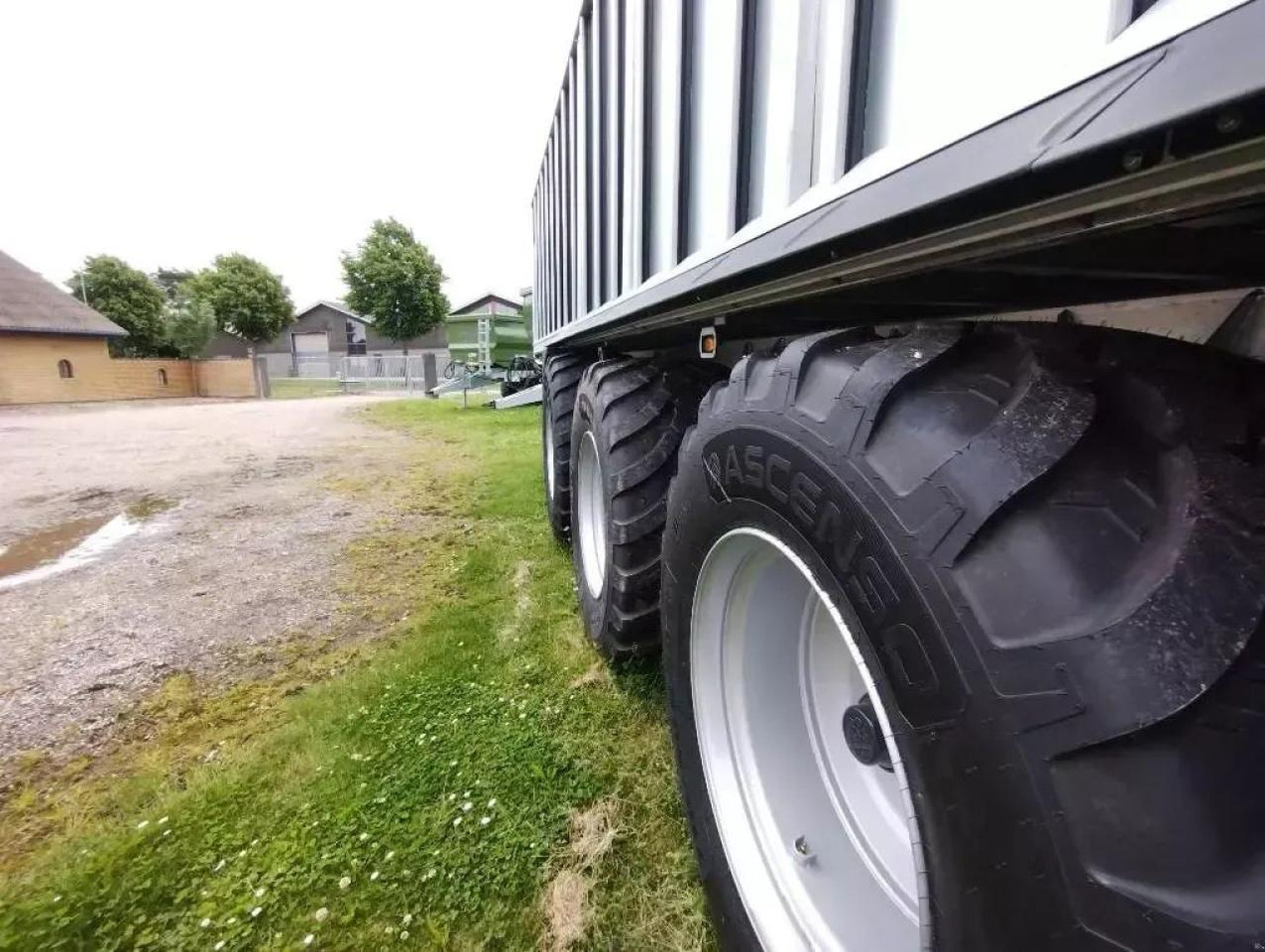 Fliegl asw 3101 - Сельскохозяйственный прицеп: фото 4 Fliegl asw 3101 - Сельскохозяйственный прицеп: фото 4