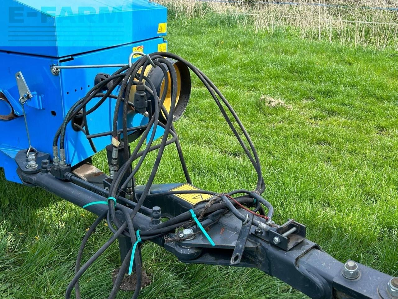 Fortschritt K464 HD - Пресс-подборщик тюковый: фото 2 Fortschritt K464 HD - Пресс-подборщик тюковый: фото 2