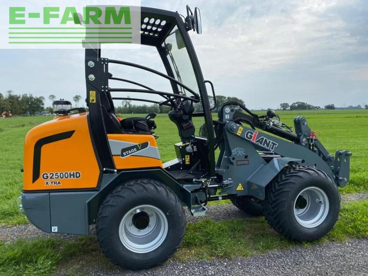 Giant g2500 x-tra hd neu - Мини-экскаватор: фото 5 Giant g2500 x-tra hd neu - Мини-экскаватор: фото 5