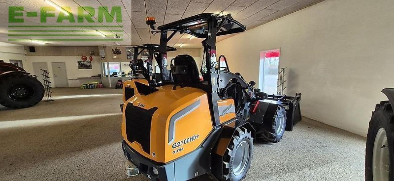 Giant g2700 hd - Мини-экскаватор: фото 4 Giant g2700 hd - Мини-экскаватор: фото 4