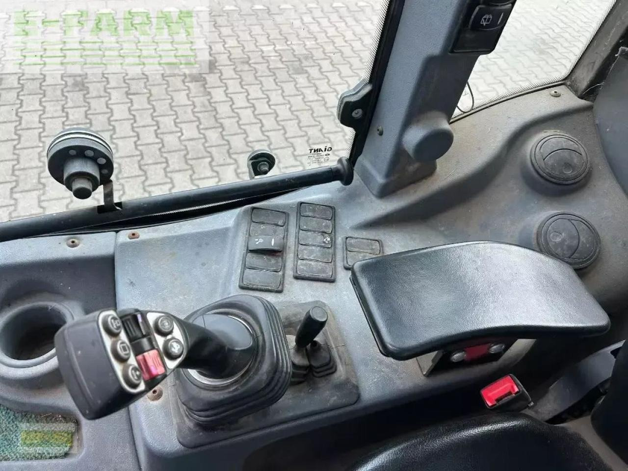 Колёсный погрузчик Giant g4500 tele: фото 13