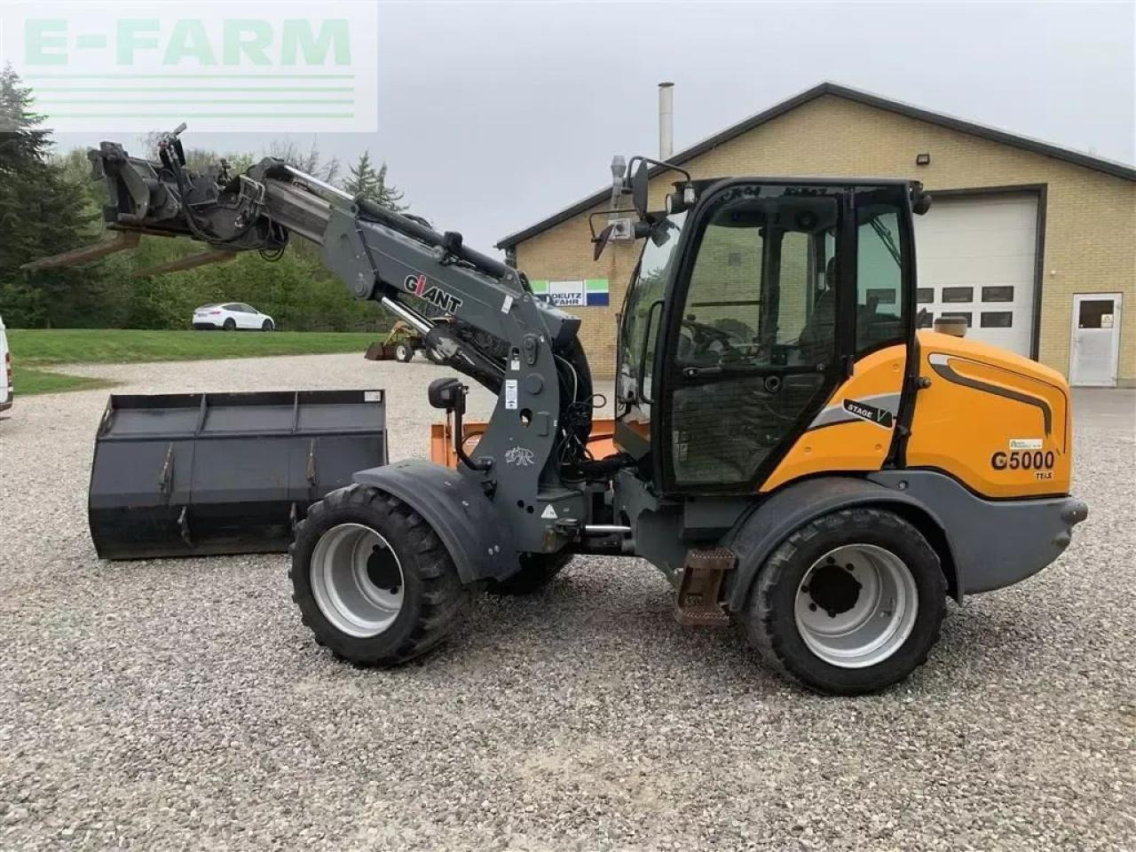 Giant g5000tele - Мини-экскаватор: фото 3 Giant g5000tele - Мини-экскаватор: фото 3