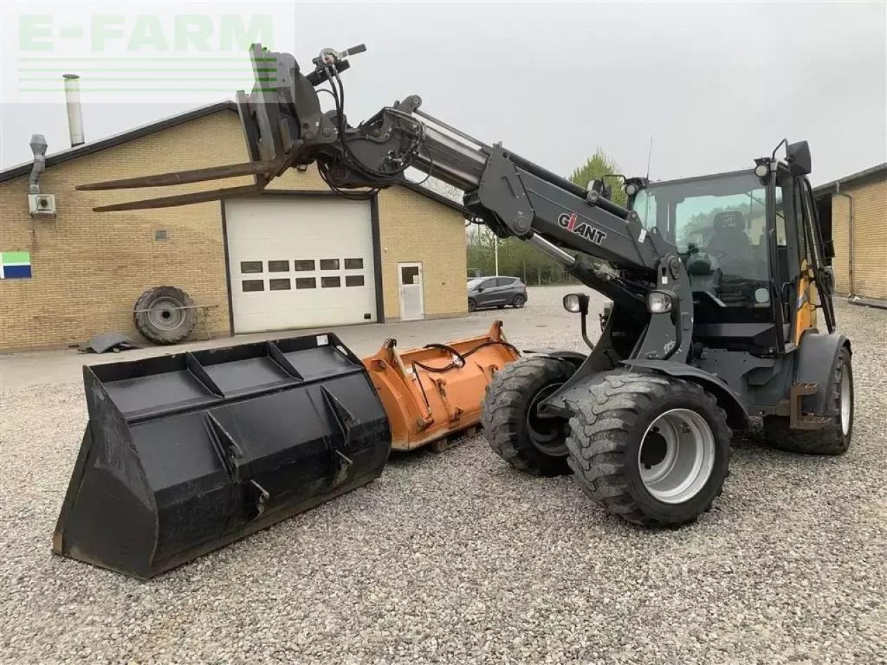 Giant g5000tele - Мини-экскаватор: фото 4 Giant g5000tele - Мини-экскаватор: фото 4