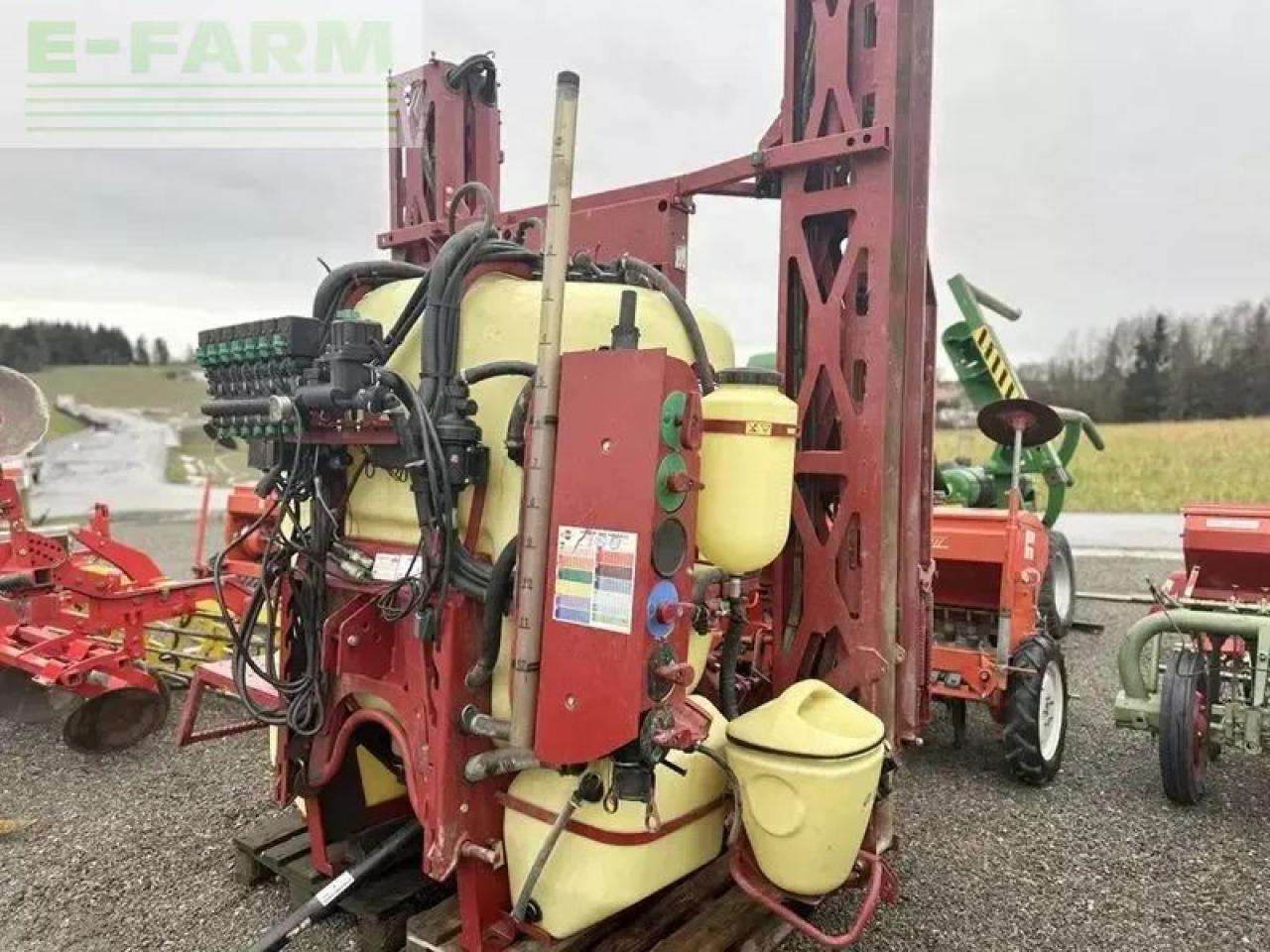 Hardi master plus 1000 l feldspritze - Прицепной опрыскиватель: фото 1 Hardi master plus 1000 l feldspritze - Прицепной опрыскиватель: фото 1