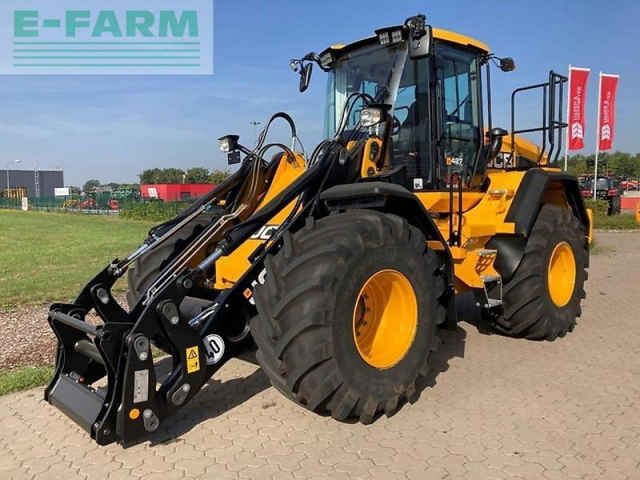 JCB 427 agri - Мини-экскаватор: фото 1 JCB 427 agri - Мини-экскаватор: фото 1