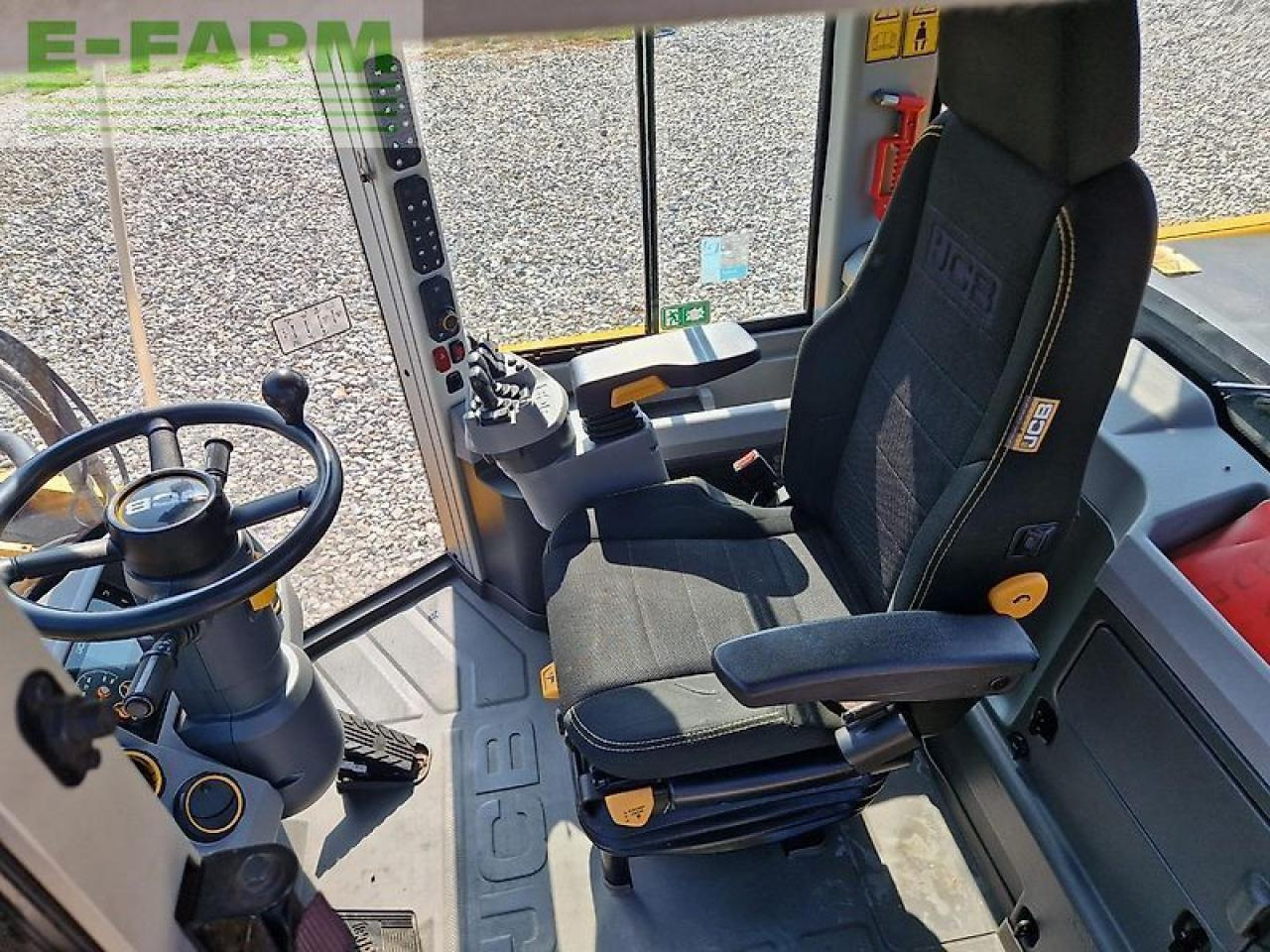 JCB 437ht - Мини-экскаватор: фото 5 JCB 437ht - Мини-экскаватор: фото 5