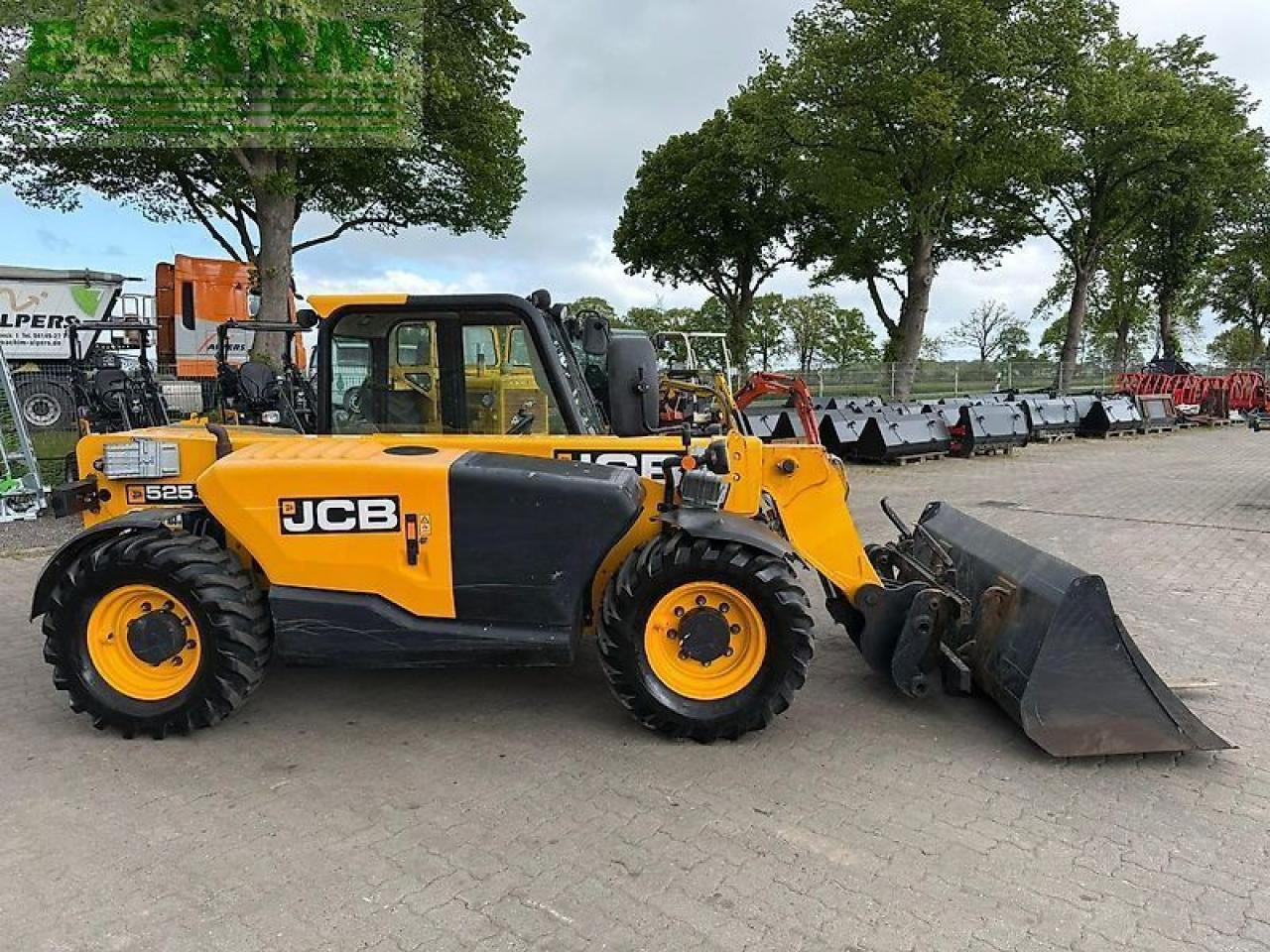 JCB 525-60 - Телескопический погрузчик: фото 2 JCB 525-60 - Телескопический погрузчик: фото 2