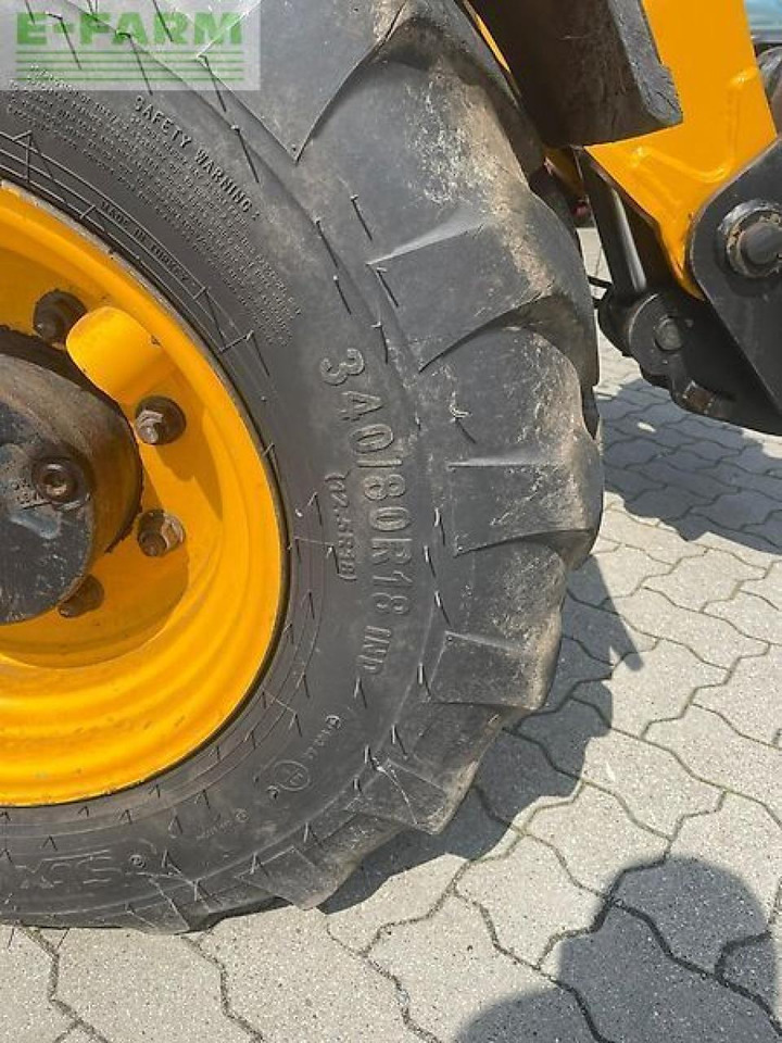 JCB 525.60 - Телескопический погрузчик: фото 2 JCB 525.60 - Телескопический погрузчик: фото 2